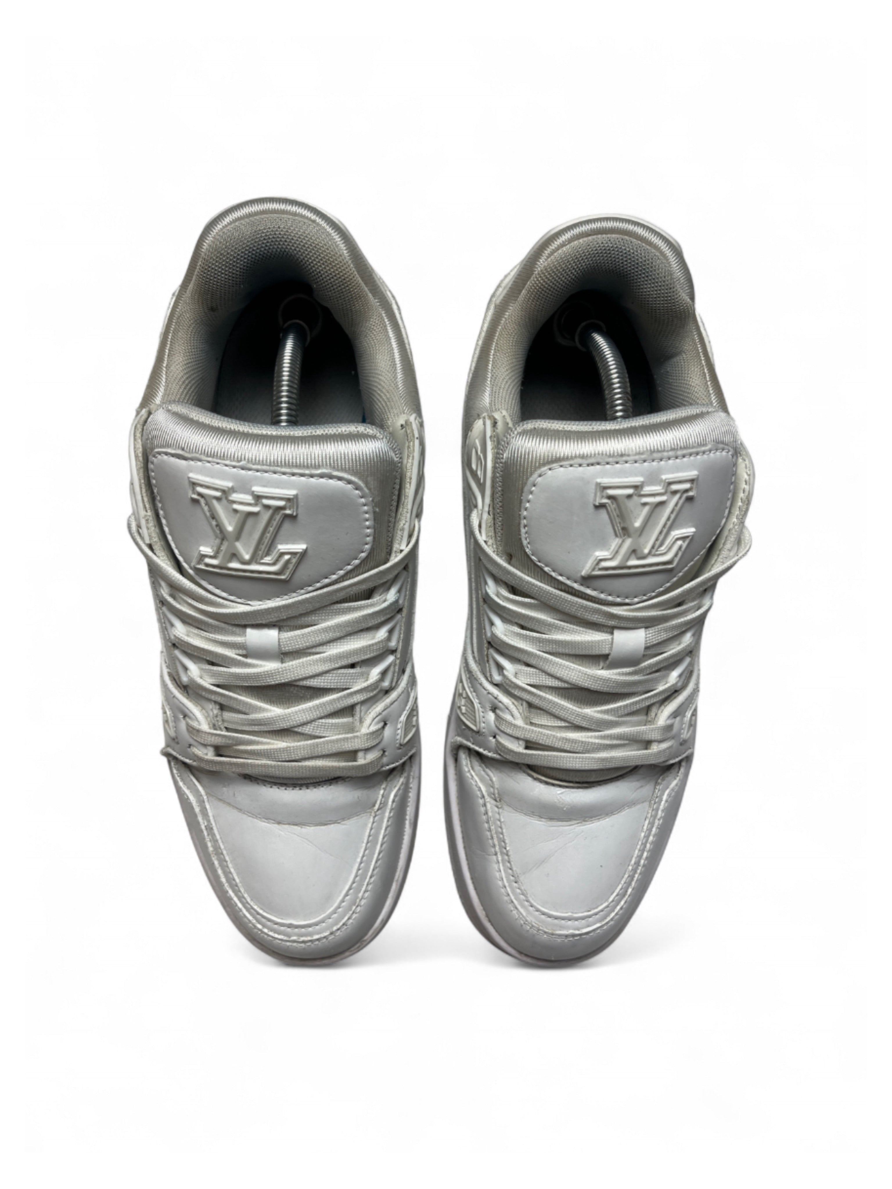 LOUIS VUITTON WHITE LEATHER TRAINERS